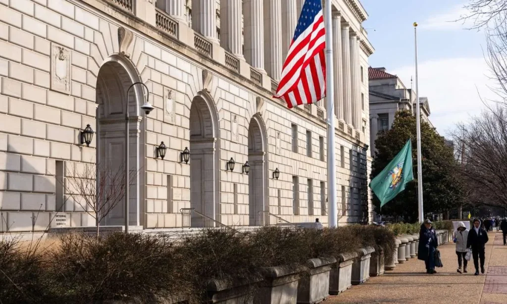 IRS Confirms $2,000 Direct Deposit for December, Payment Dates and Eligibility Guide